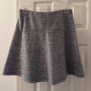 NEW, Unworn Soft Gray LOFT Skirt (Size XS Petite)